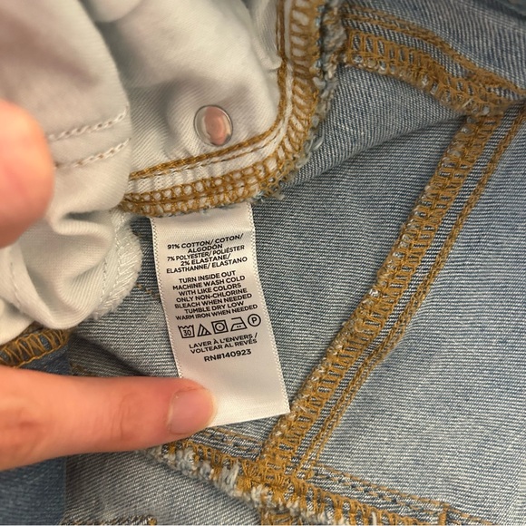 LOFT Cropped Jeans Kick Crop Frayed Hem Size 26 - Picture 7 of 10